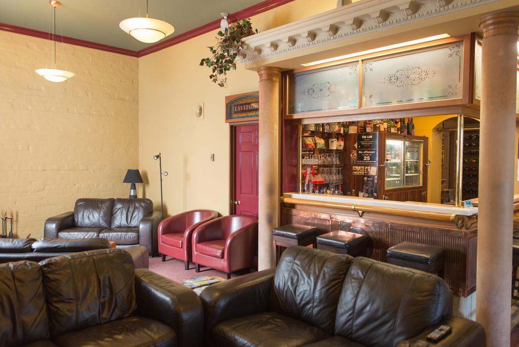 Victoria Railway Hotel Invercargill Eksteriør billede