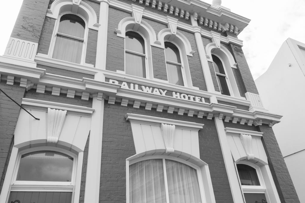 Victoria Railway Hotel Invercargill Eksteriør billede