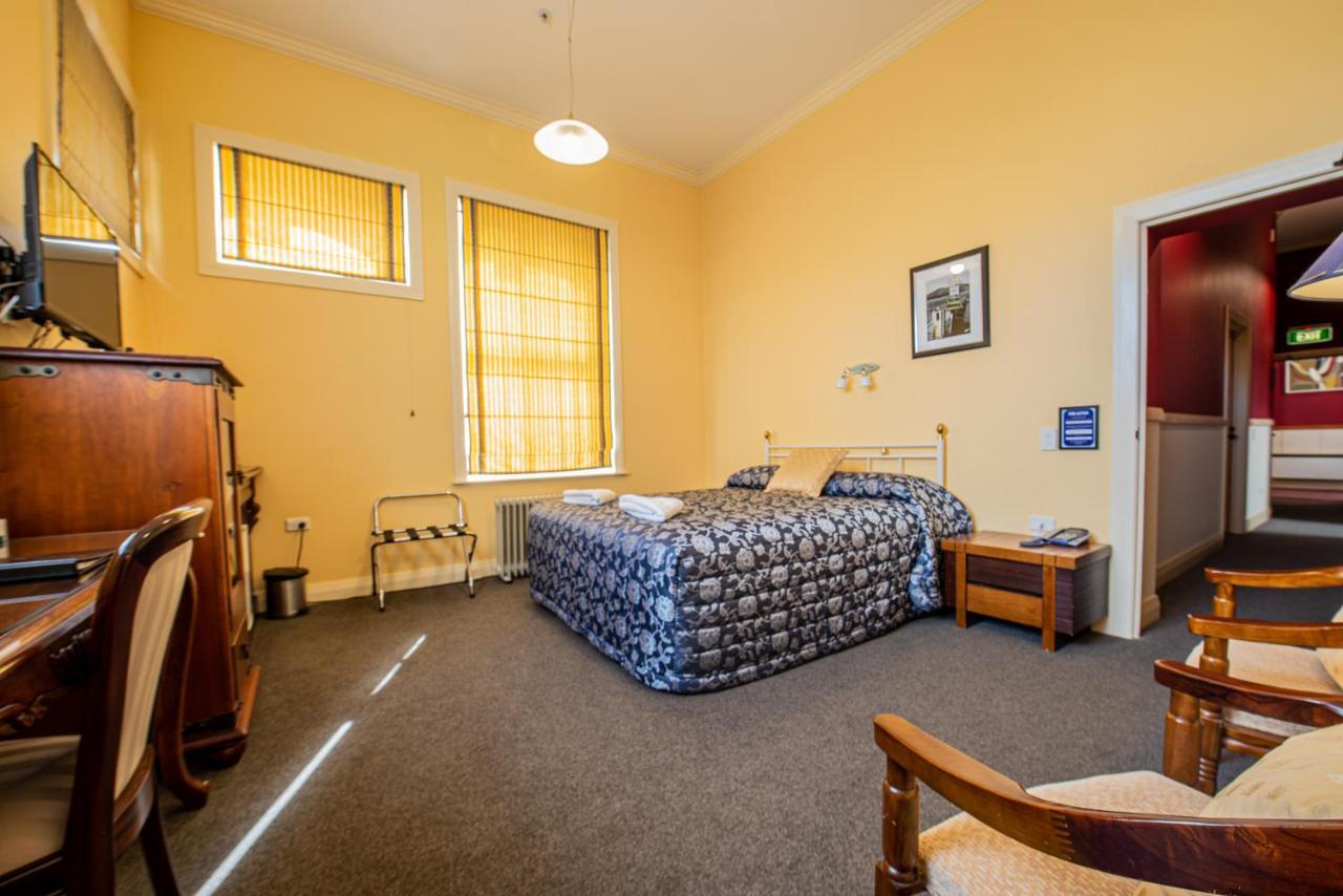 Victoria Railway Hotel Invercargill Eksteriør billede